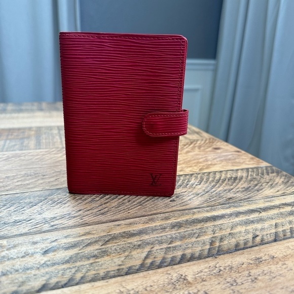 Louis Vuitton Epi Agenda red - Picture 2 of 13